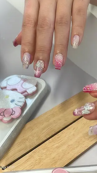 ネイル Me d'eau所属・Me d'eau Rinaのネイルデザイン