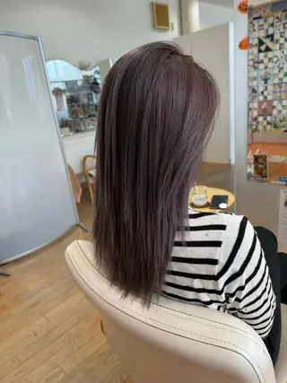 カラー 山本 瑠華のヘアスタイル