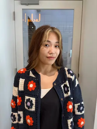 セミロング カラー MAO SHIRATOのヘアスタイル