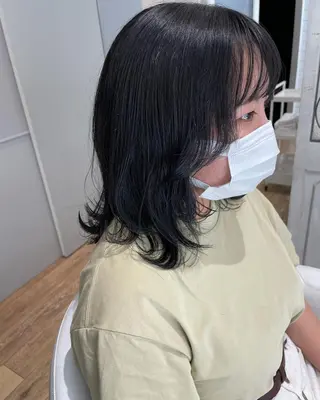 ミディアム カラー パーマ ヘアアレンジ メンズ キッズ ネイル マツエク・マツパ 🫧垢抜けヘア🫧 SHIORIのヘアスタイル