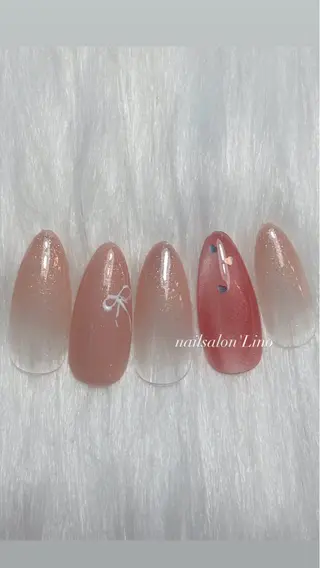 ネイル Lino𓂃⟡.· Chizuruのネイルデザイン