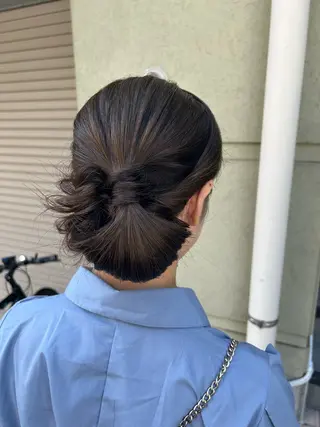 セミロング ヘアアレンジ 飯塚 沙衣のヘアスタイル