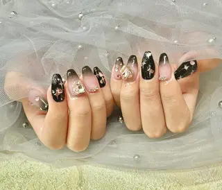 ネイル ラッキースター 大人気店のネイルデザイン