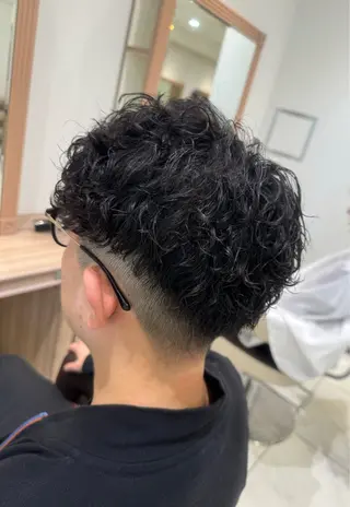 ショート パーマ メンズ 柿崎 浩美のヘアスタイル