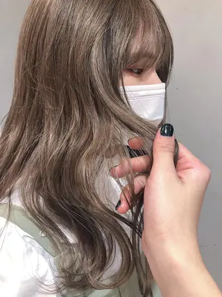 ミディアム カラー 圧倒的透明感カラー nana🦕のヘアスタイル