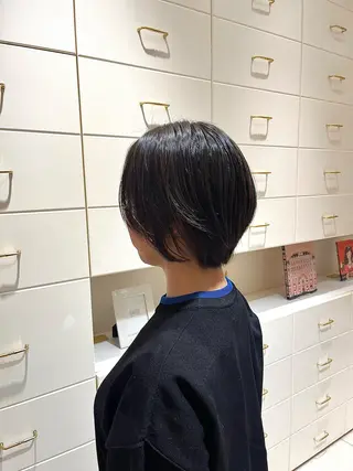 ショート hair make BEHIVE ichibancho AVEDA所属・渡邉  日向子 ・レイヤー、縮毛矯正のヘアスタイル