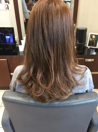 ミディアム セミロング カラー ナガイ ユウキのヘアスタイル