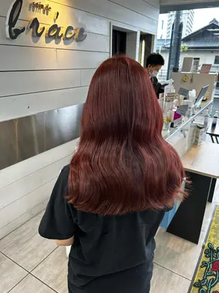 セミロング カラー ヘアアレンジ インナー×縮毛矯正 ピンクカラー澤井里菜のヘアスタイル