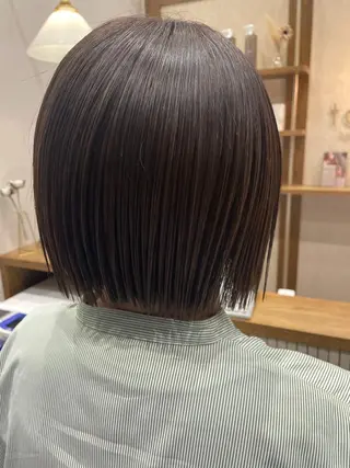 ショート 荒木 理緒のヘアスタイル