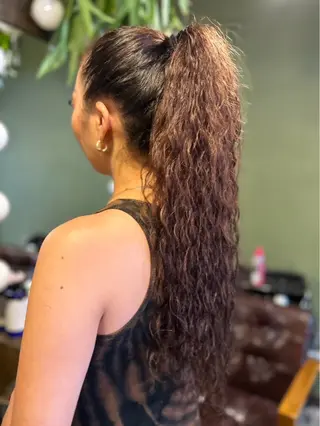 ロング パーマ ヘアアレンジ PATH-hair. storeのヘアスタイル