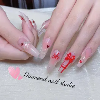 ネイル Diamond 🧚🏻‍♀️のネイルデザイン