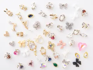 ネイル Tiary Nail Fのネイルデザイン