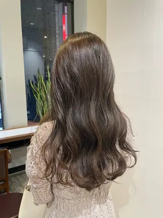 ロング カラー ヘアアレンジ 脇野 茉優のヘアスタイル