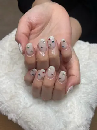 ネイル ArcoIris所属・Arco Iris 告瑠莉のネイルデザイン