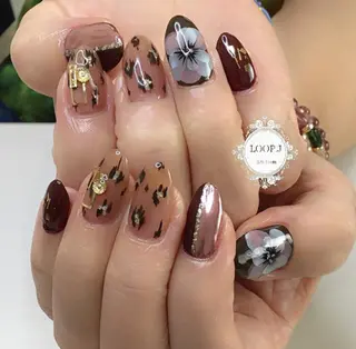 ネイル おおくぼ めぐみのネイルデザイン