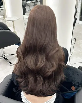 ロング カラー パーマ 森山 陽菜のヘアスタイル