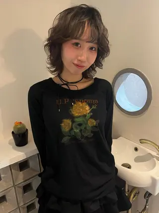 ショート カラー ORGN.所属・りね🪐グランジ /y2k/平成ギャルのヘアスタイル