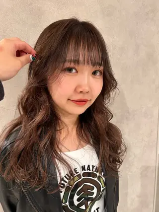 ミディアム カラー ayano🍒パーマ 暖色カラーのヘアスタイル