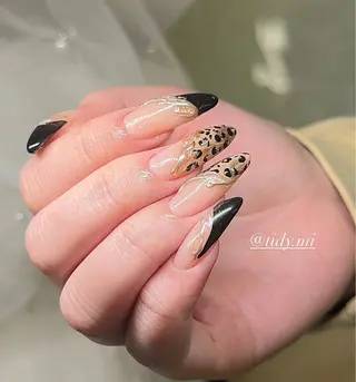 ネイル TIDY M&Mのネイルデザイン