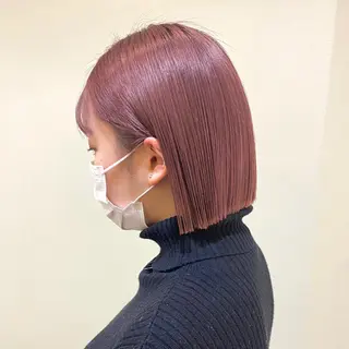 ショート ANNA /艶髪/ハイトーンのヘアスタイル