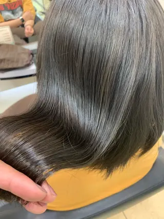 ミディアム 透明感カラー／ 艶髪／たなべだい🦖のヘアスタイル