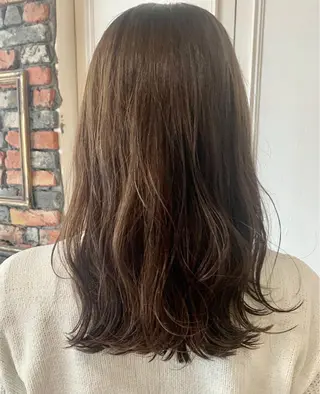 セミロング カラー "小顔カット" Fuko.のヘアスタイル