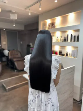 ロング カラー seta新宿所属・髪質改善/縮毛矯正 芹沢のヘアスタイル