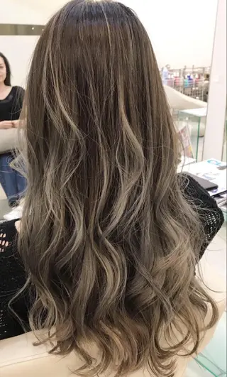 ロング カラー 松本 潔樹のヘアスタイル