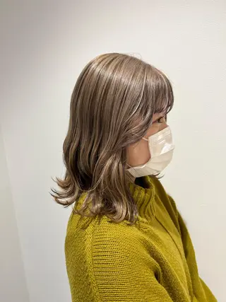 カラー 久永 菫のヘアスタイル