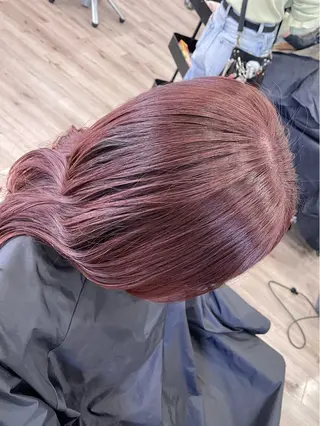 ミディアム 德本 奈名美のヘアスタイル
