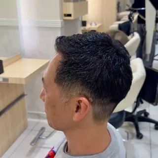 ショート メンズ 🍁艶カラー🍁 ✨パーマ✨又吉のヘアスタイル