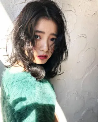 ミディアム 新宿/韓国レイヤー/ 顔周りカット松本美晴のヘアスタイル