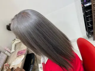 カラー MANAMI MORITAのエステ・リラクイメージ