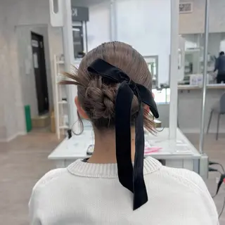 セミロング ヘアアレンジ JUNSHIN🦋 ヘアセット／カラーのヘアスタイル