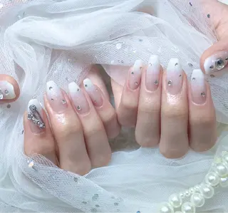 ネイル Kanako 💫のネイルデザイン