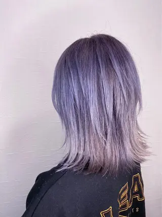 ミディアム カラー イヤリングカラー Ai 浅草橋店のヘアスタイル