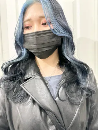 セミロング カラー kai .のヘアスタイル