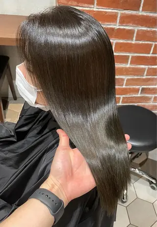 ロング カラー 縞田 健一のヘアスタイル