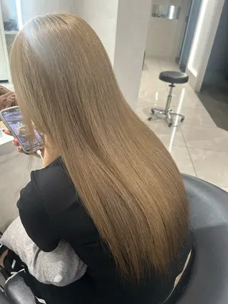 カラー 内間 光輝のヘアスタイル