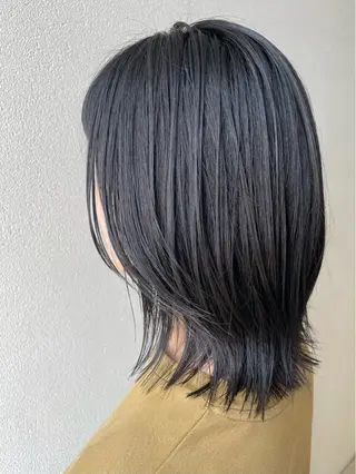 ミディアム 沢田 瞳のヘアスタイル