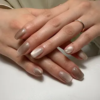 ミディアム FLORA NAIL SALONのネイルデザイン