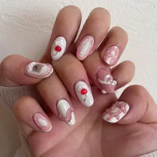 ネイル emi 🧸のネイルデザイン