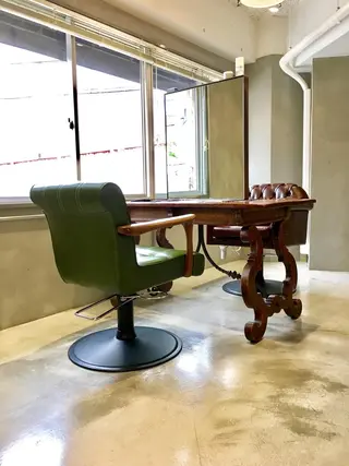 lasPAVILION-ラスパビリオン-所属・las PAVILIONのヘアスタイル