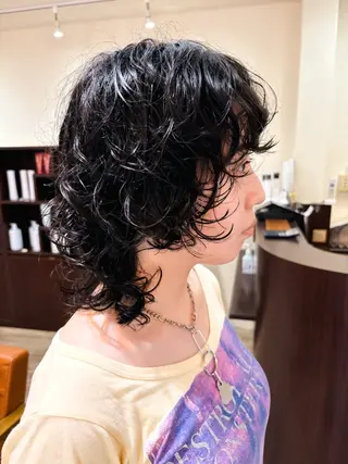 ミディアム 【レイヤー/パーマ】 宮本　泰周のヘアスタイル