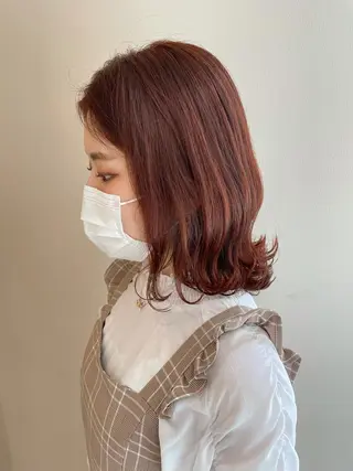 ミディアム カラー 顔まわりカット✄ ベージュカラー🧸のヘアスタイル