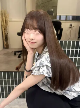 ロング カラー 🎀盛れる顔周り×レ イヤー×透明感/米田のヘアスタイル