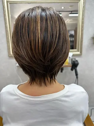 ショート カラー Lien 深井店のヘアスタイル