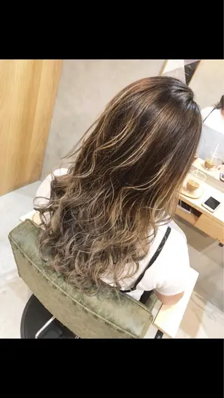 ロング カラー 韓国レイヤー/髪質 改善/縮毛🤍吉田のヘアスタイル