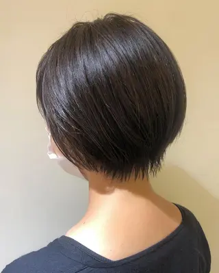 ショート カラー さかい なつみのヘアスタイル