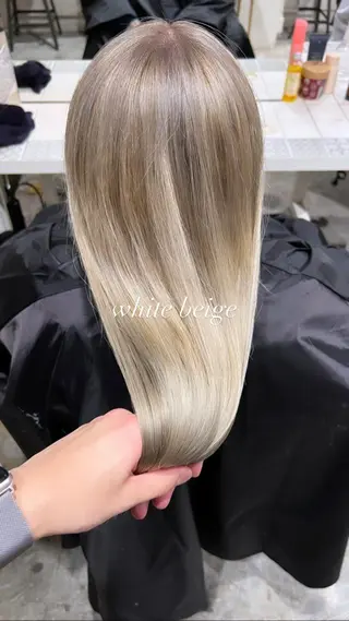ロング カラー オカベ ショウマのヘアスタイル